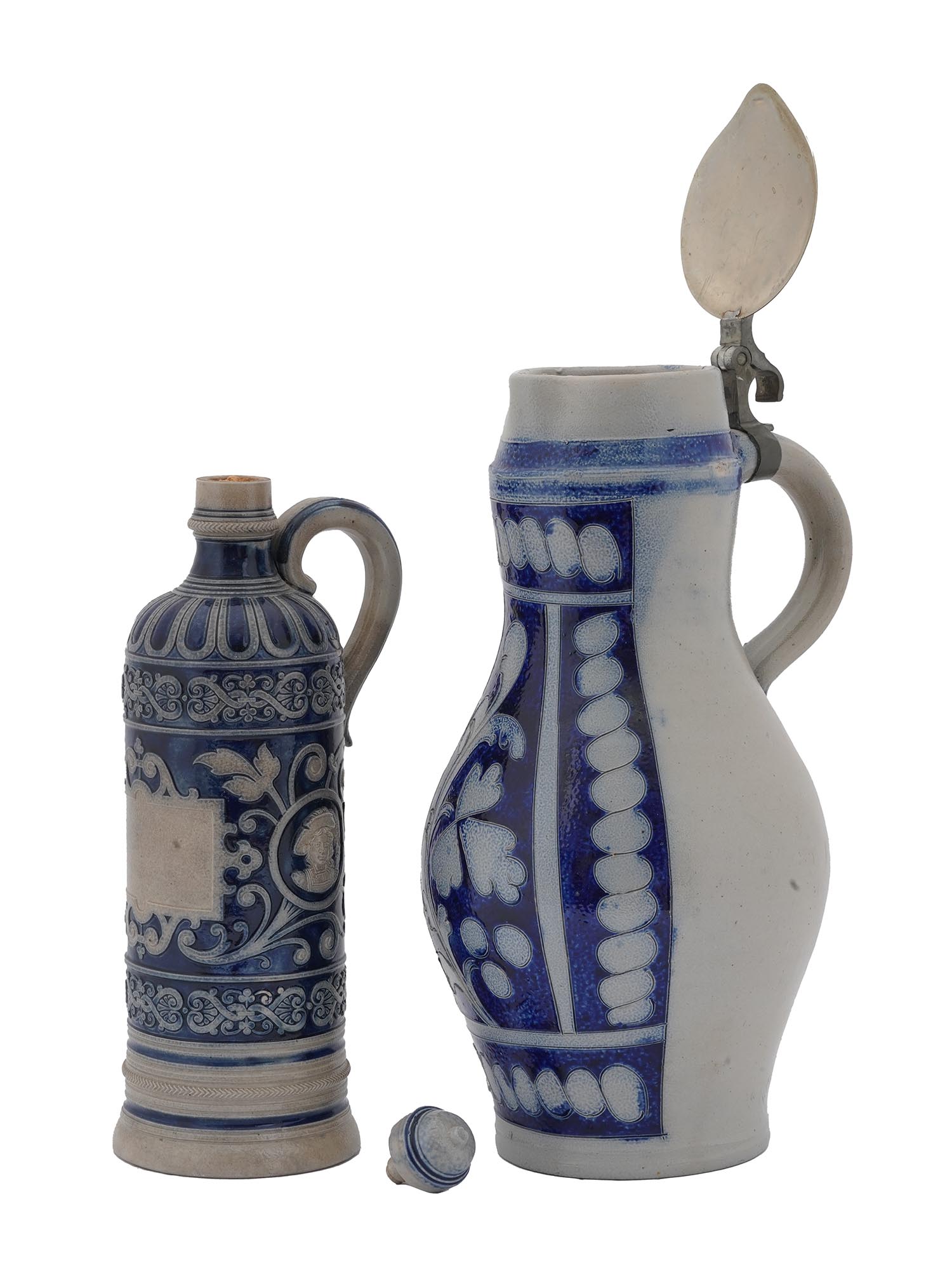ANTIQUE FRENCH BLUE AND WHITE CERAMIC CIDER JUGS PIC-5